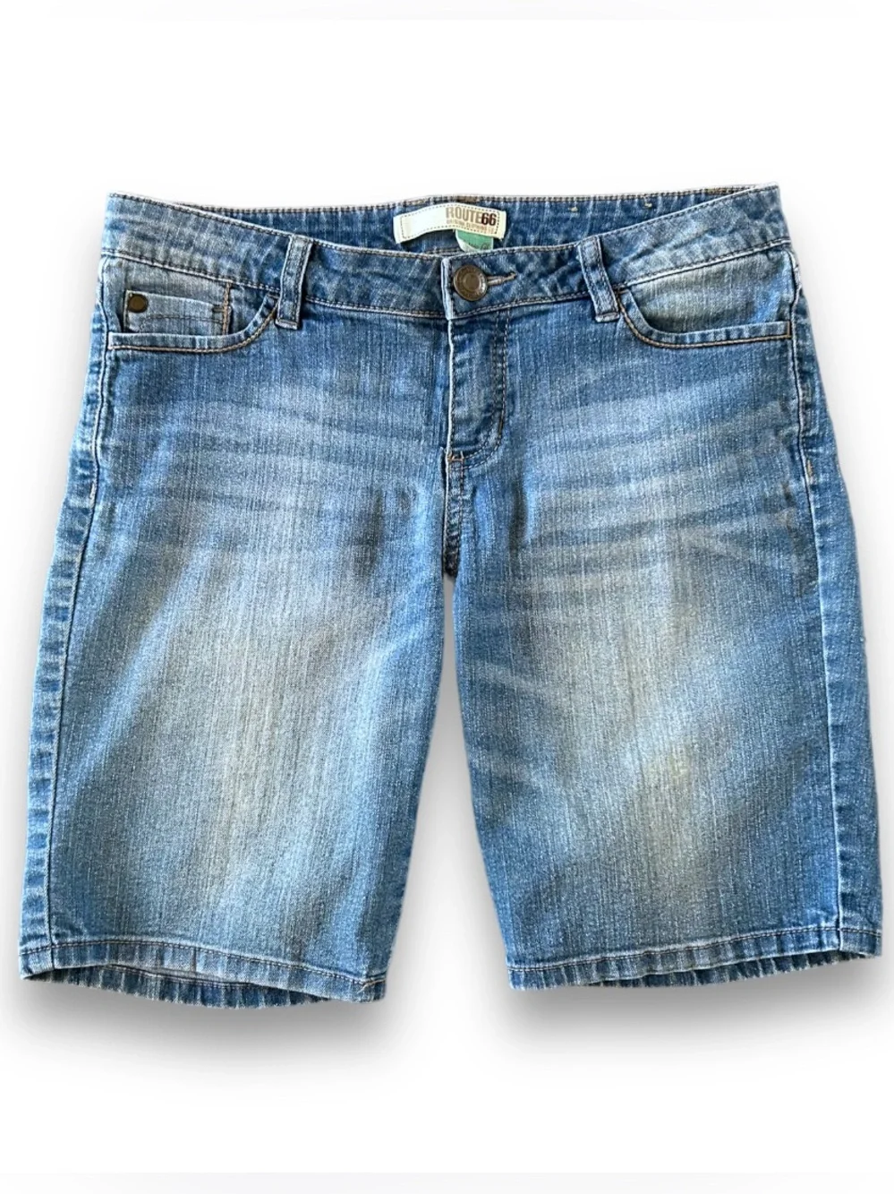 4/$20 Route 66 Denim Bermuda Shorts Size 2 Light Wash Mid Rise Stretch Jean